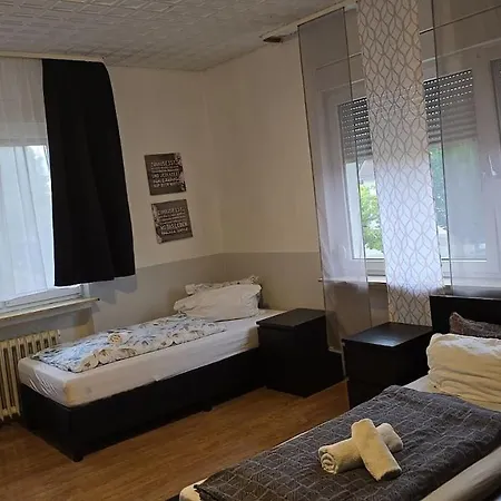 Gaestehaus Mit 12 Zimmern, 25 Betten, 2 Kuechen, Dusche, Wc Und Grosse Terrasse * Waldbronn